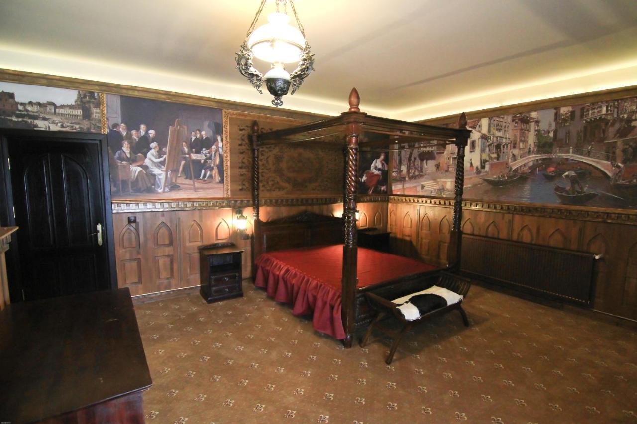 Hotel Lacetate Пітешть Екстер'єр фото